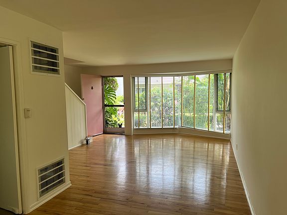5th image of 1317 Lucile Ave APT 8