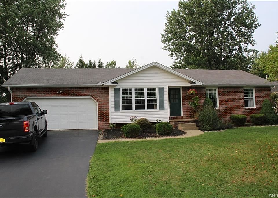 1st image of 5625 Meadow Dr