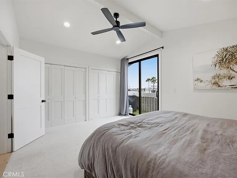 1506 Wollacott St — Photo 13
