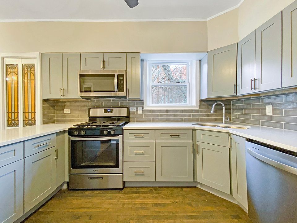 1st image of 3701 N Lowell Ave #2
