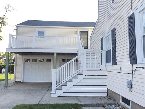 255 99th St Photo 1