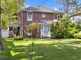 114 Taylor Ave, Roosevelt, NY 11575