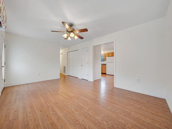 3rd image of 606 S Jefferson Ave