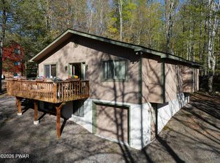 57 Ridgewood Cir, Lake Ariel, PA 18436