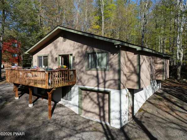 57 Ridgewood Cir, Lake Ariel, PA 18436