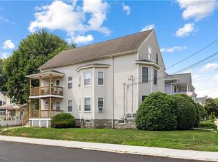 7 Trent St, Woonsocket, RI 02895