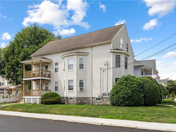 7 Trent St, Woonsocket, RI 02895
