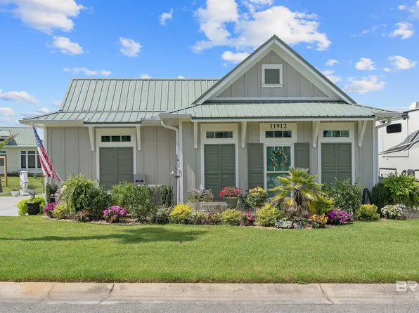 11912 Gateway Dr, Elberta, AL 36530