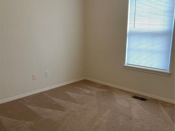 5th image of 20 Wincanton Ln