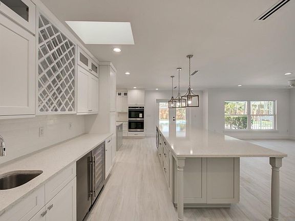 4th image of 2140 Sanford Ct