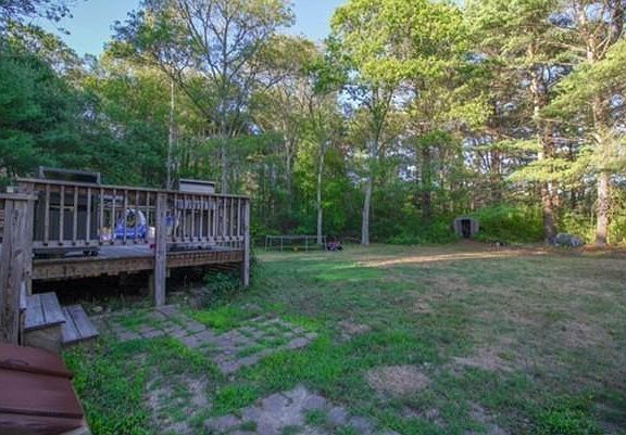 5th image of 6 Bonney Briar Dr
