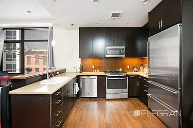 Rented by (Legacy) Elegran