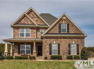 5330 Middlebury Dr, Murfreesboro, TN 37128