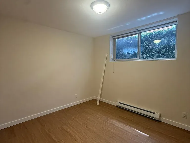 2026 Yale Ave E — Photo 14