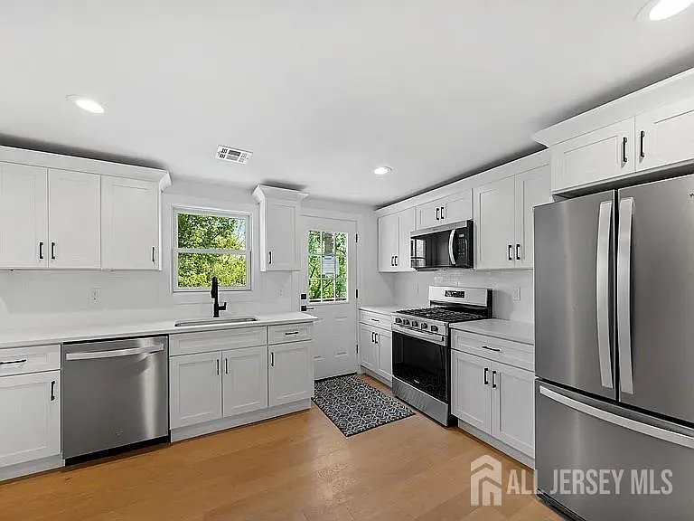 3 Meadow Rd #3 — Photo 14