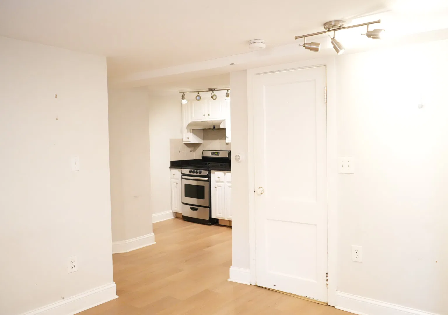 2 bed, $2,100 — Photo 1