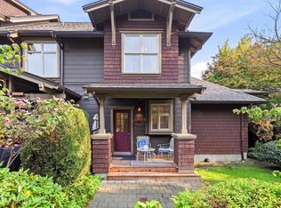 600 Park Cres #246, New Westminster, BC V3L 5W1