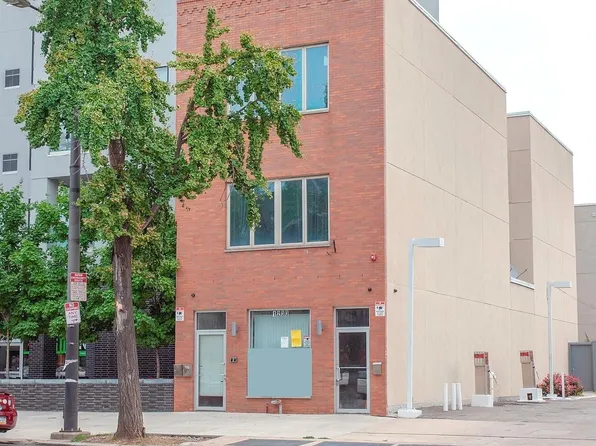 1233 S Broad St #1R, Philadelphia, PA 19147