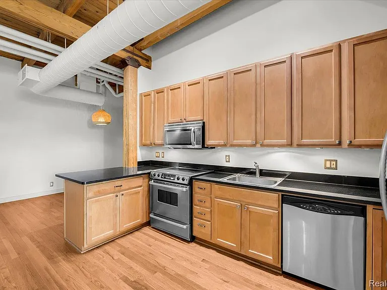 6533 E Jefferson Ave #431 — Photo 7