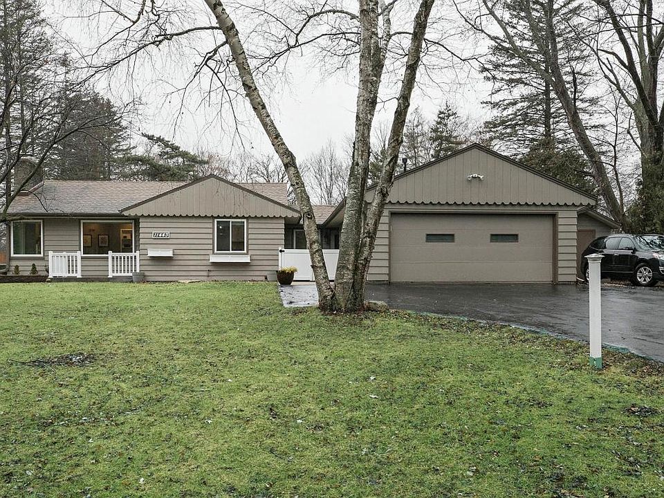 1st image of 11443 N Parkview Dr