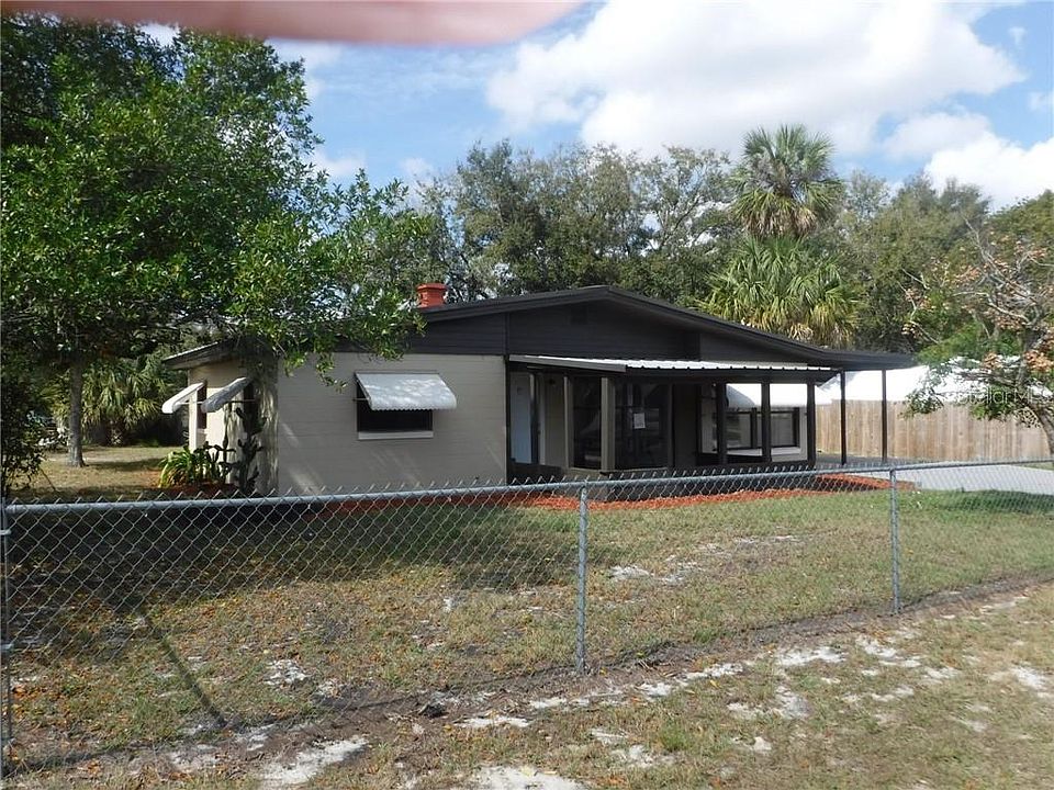 1st image of 106 Fairway Dr