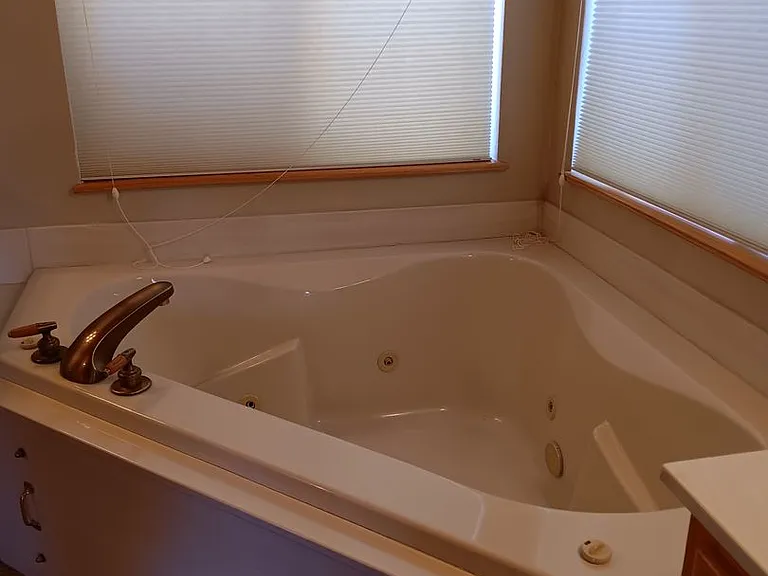 182 Driftwood Dr — Photo 16