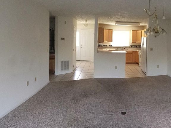 2nd image of 345 Cambridge Ct Unit A3