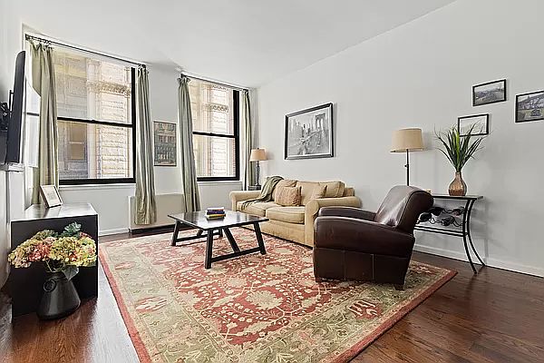 1st image of 150 Nassau St APT 8B