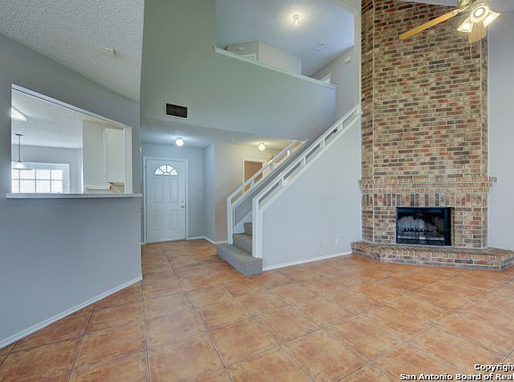 4th image of 6215 Broadmeadow
