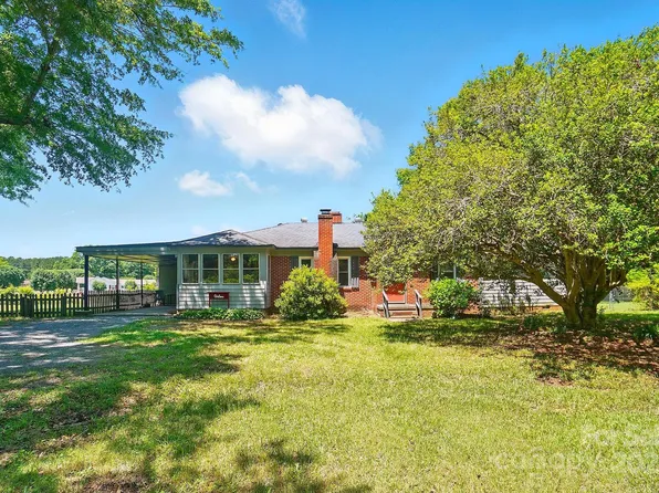 2722 Catawba Church Rd, Rock Hill, SC 29730