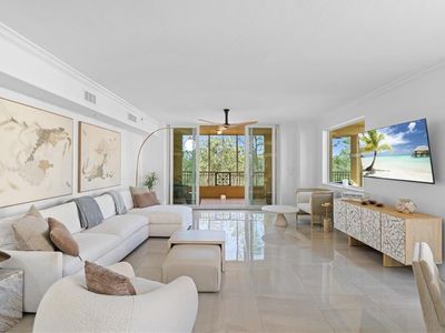 2738 Tiburon Blvd E #B-305, Naples, FL, 34109