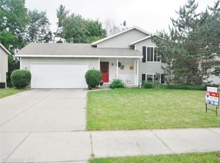 3089 Boone Ave SW, Wyoming, MI 49519