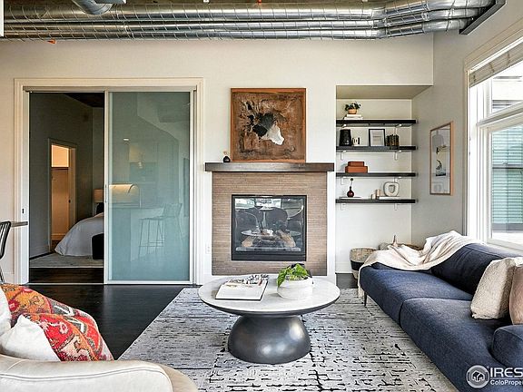 4th image of 3401 Arapahoe Ave #420