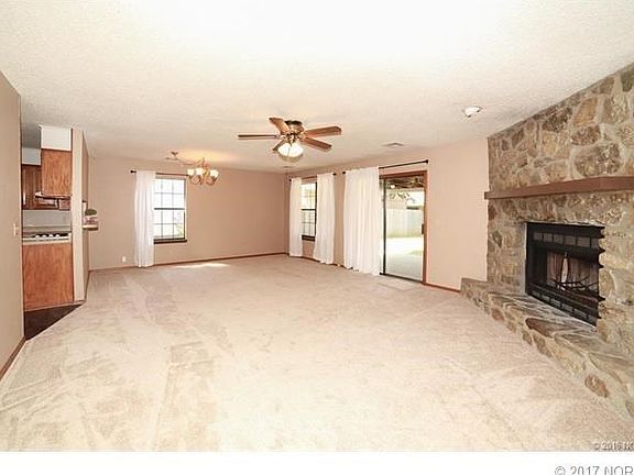 2nd image of 1233 East Dr