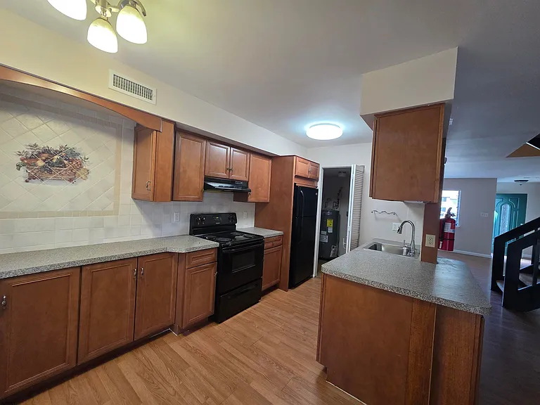 2529 Cottonwood Ct #2529 — Photo 8