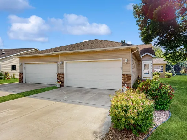 1945 Westridge Cir, Stillwater, MN 55082