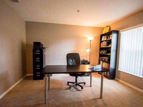 4th image of 495 Winter Nellis Cir
