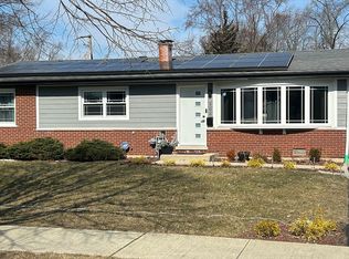 506 Holly Ave, Mount Prospect, IL 60056