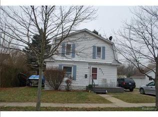 721 E Washington St, Howell, MI 48843
