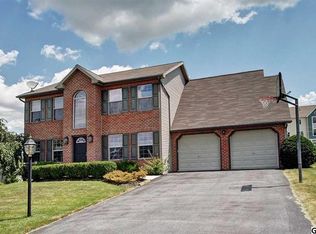 184 Martel Cir, Dillsburg, PA 17019