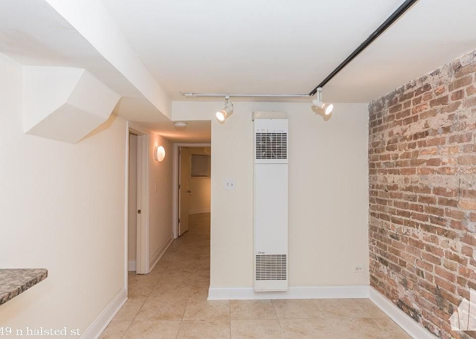 1st image of 2949 N Halsted St #1424
