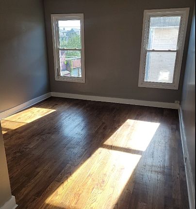 3rd image of 357 Nichols St #2