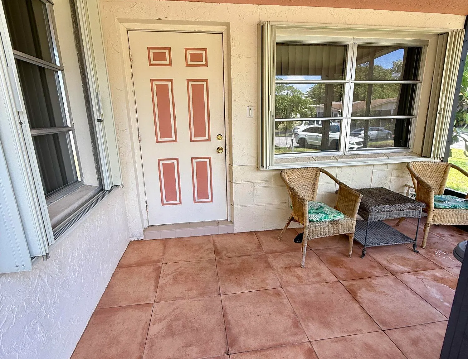 2 bed, 2.0 bath, 1296 sqft, $2,950 — Photo 2