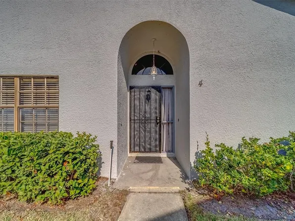 2749 Countryside Blvd APT 4, Clearwater, FL 33761