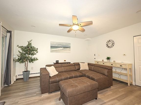 3rd image of 72 Farrwood Ave APT 1