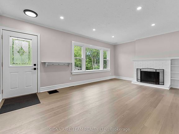 5th image of 332 Alfred St