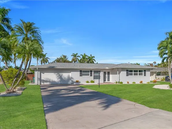 261 Bayshore DR, CAPE CORAL, FL 33904