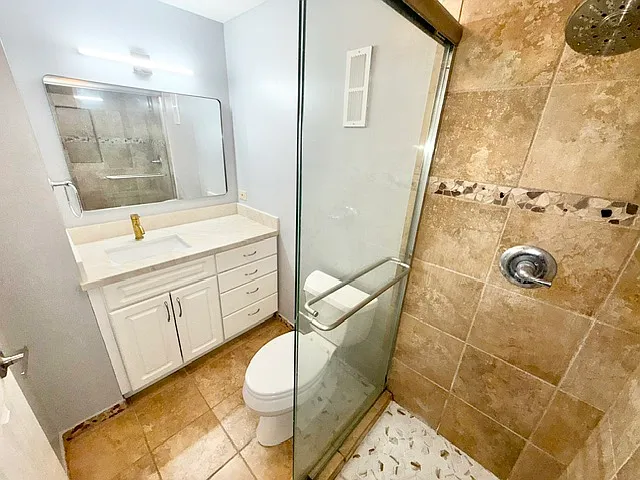1355 Villa Ln — Photo 11