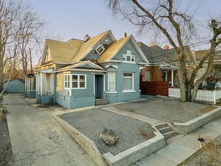 271 E St #3 — Photo 21