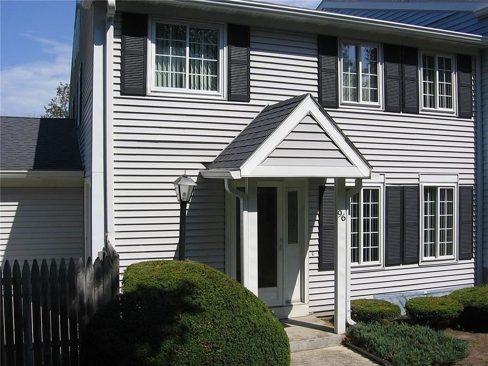 1st image of 96 Greenway Blvd